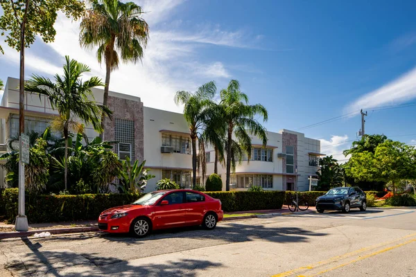 Miami Beach Estados Unidos Mayo 2021 Foto Edificio Apartamentos Multifamiliares — Foto de Stock