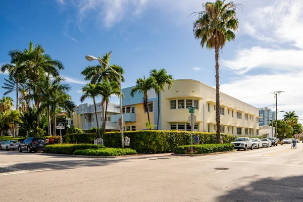 Miami Beach Estados Unidos Mayo 2021 Foto Edificio Apartamentos Multifamiliares — Foto de Stock