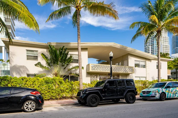 Miami Beach Estados Unidos Mayo 2021 Foto Edificio Apartamentos Multifamiliares — Foto de Stock