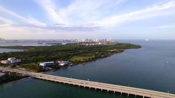 Luchtfoto Video Virginia Key Miami — Stockvideo