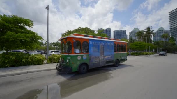 Miami Şehir Genelinde Ücretsiz Trolley Video — Stok video
