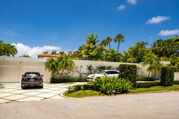 West Palm Beach Usa Maj 2021 Foto Ett Lyxigt Enfamiljshus — Stockfoto