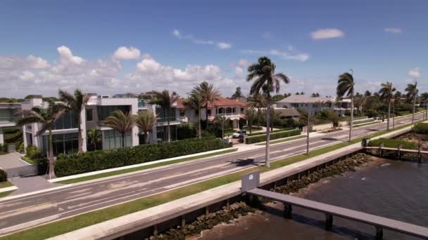 Εναέρια Πλάνα Πολυτελή Αρχοντικά Στο West Palm Beach Φλόριντα — Αρχείο Βίντεο