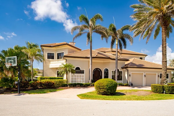 Delray Beach Usa Maggio 2021 Casa Unifamiliare Nel Quartiere Tropic — Foto Stock