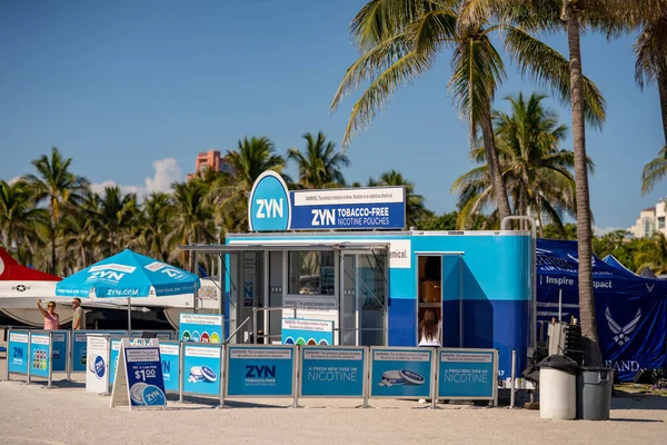 Miami Beach Usa 2021 Május Miami Beach Helyszín Zyn Dohányzásmentes — Stock Fotó