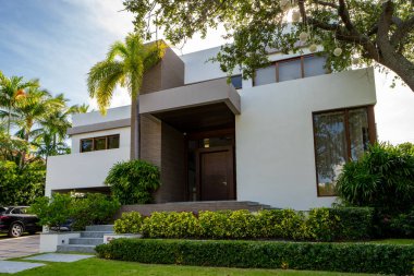 Miami, FL, ABD - 3 Haziran 2021 Key Biscayne Miami FL ABD 'deki lüks bekar aile evi