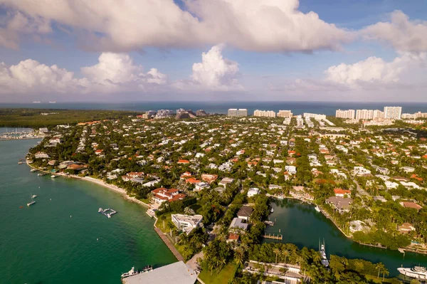 Barrio Residencial Key Biscayne Miami Estados Unidos —  Fotos de Stock