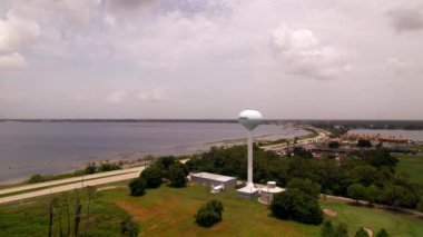 Florida su kulesini hava yörüngesi 4k 'ye getirin.