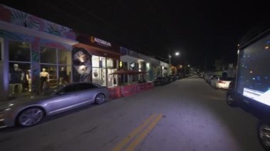 Miami, FL, ABD - 18 Haziran 2021: Wynwood Miami 'de gece yarısı