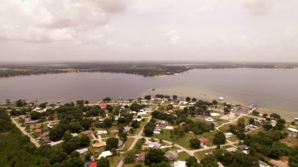 Wohnhäuser Lake Charles Sebring Usa Mit Drohne Aus Der Luft — Stockvideo