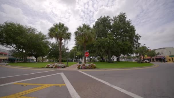 Storico Punto Riferimento Rotonda Cerchio Del Traffico Downtown Sebring Usa — Video Stock