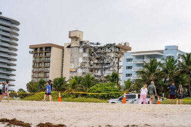 Surfside, FL, USA - June 24, 2021: Scene at the collapse of the Champlain Towers Surfside Miami Beach clipart