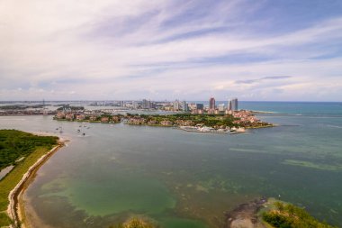 Fisher Adası, Miami Plajı. Güney yönünden çekilmiş., 