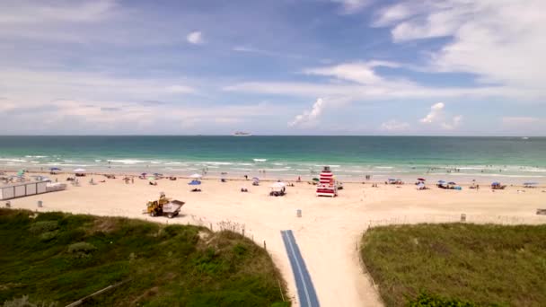 Torre Salvavidas Aérea Miami Beach — Vídeo de stock