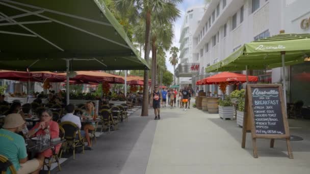 Miami Beach Usa Juni 2021 Långsam Rörelse Bilder Turister Lincoln — Stockvideo