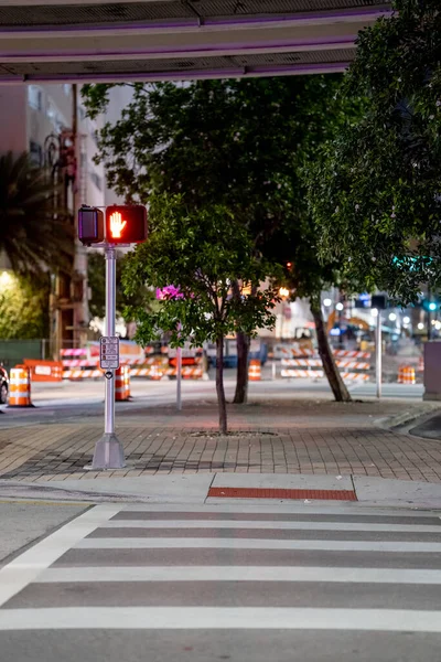 Downtown Night City Scene Painted Crosswalk Cross Sign Illuminated Red — Stock Photo, Image
