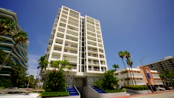 Beeldmateriaal Marbella Condominium Association Surfside Miami Strand Appartement — Stockvideo