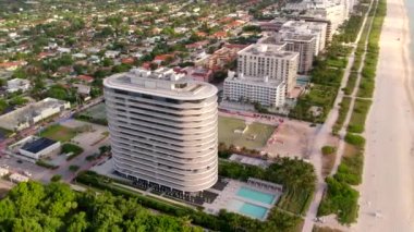 Çöküş ve yıkımdan sonra hava görüntüsü odacığı, Güney Apartmanı