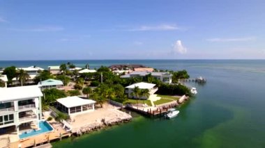 Duck Key Florida Keys ABD 'deki Air 5k video lüks tatil evleri.