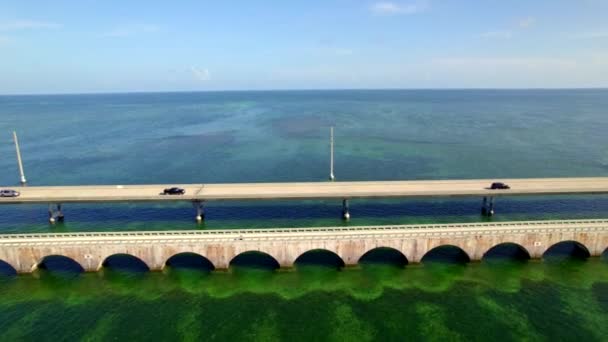 Hava Desteği Florida Keys Mil Köprüsü Gösteriyor — Stok video