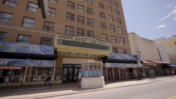 マイアミ アメリカ 2021年8月8日 オリンピア劇場マイアミFl歴史的建造物4K — ストック動画