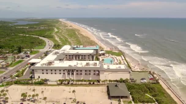 Luchtfoto Video Johns County Florida Embassy Suites Hilton Augustine Beach — Stockvideo