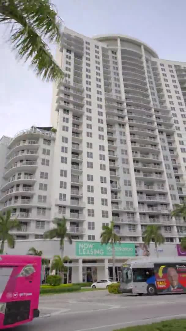Vídeo Vertical Apartamentos Alquiler Circle Residences Hollywood Young Circle 60Fps — Vídeo de stock