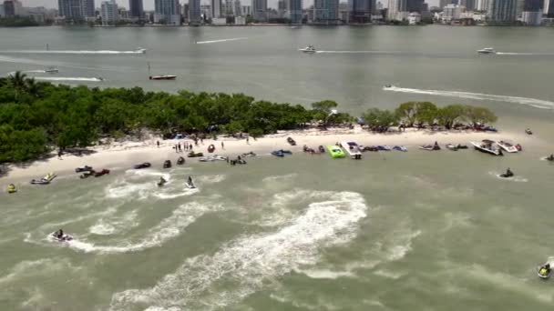 Jet Ski Miami Labor Day Hétvégéjén Drónfelvétel Pace Park Island — Stock videók