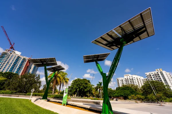 Hollywood Eua Setembro 2021 Florida Power Light Fpl Solar Powered — Fotografia de Stock