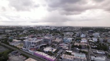 Miami 4K üzerinde hava fırtınaları