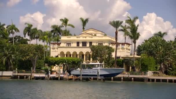 Luxus Miami Herrenhaus Hause San Marco Island Parallaxe Tracking Shot — Stockvideo