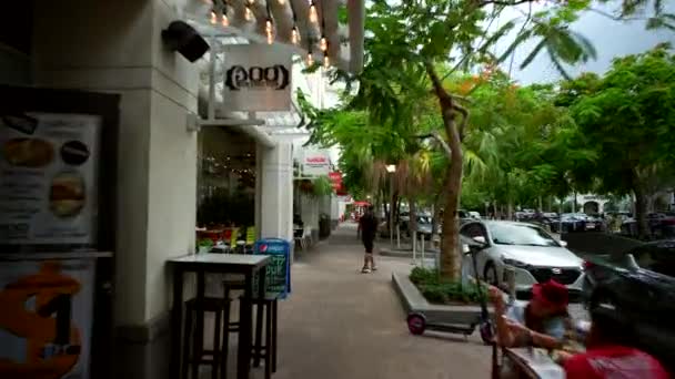 Sidewalk Motion Video Businesses Midtown Miami Usa — Stock Video