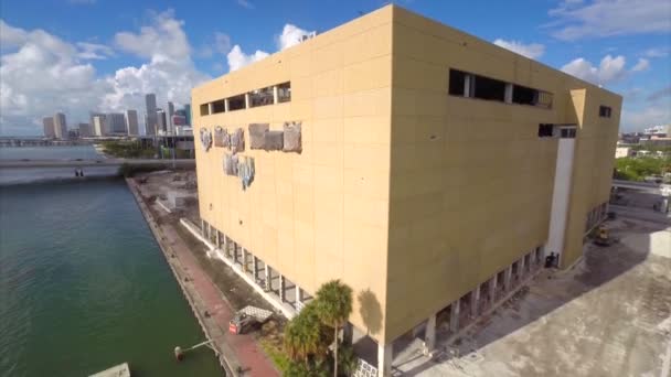 Brett antenn skott miami herald byggnad rivning — Stockvideo