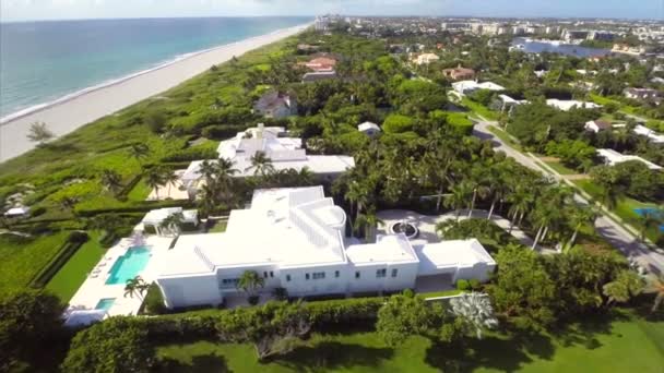 Havadan çekim palm beach evleri — Stok video