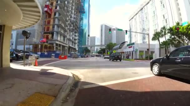 Chůze na obytné ulice South Beach Fl — Stock video