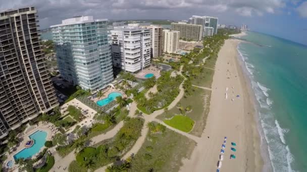 Luchtfoto video van Bal Harbour Miami Fl — Stockvideo