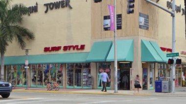 Surf Style mağaza Miami Beach