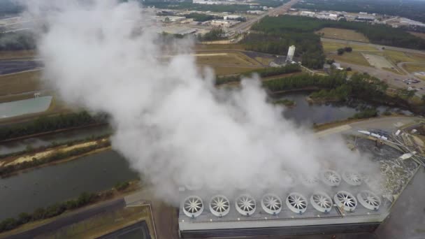 Vídeo aéreo de una planta de carbón — Vídeo de stock