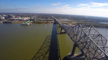 Louisiana ve Mississippi Nehri Köprüsü