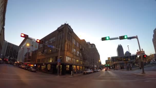 Driving through the streets of San Antonio, downtown — Stock Video