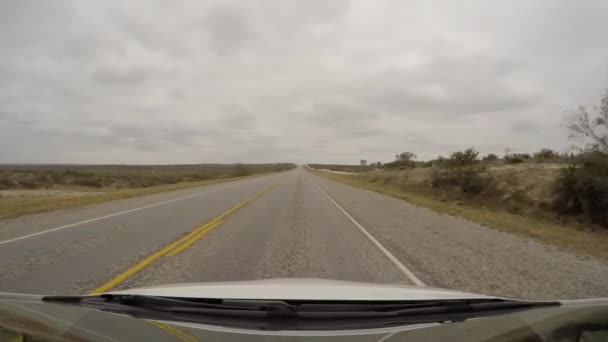Οδήγηση αυτοκινητόδρομο μοναχικό Τέξας — Αρχείο Βίντεο