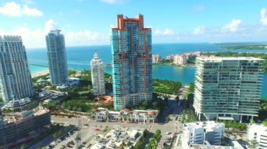 Miami Beach marina ve highrise kınamak