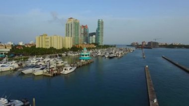 Hava video Miami Beach Marina köprü