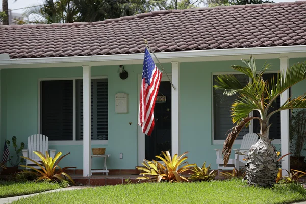 Stock photo single family home — Stock Photo, Image