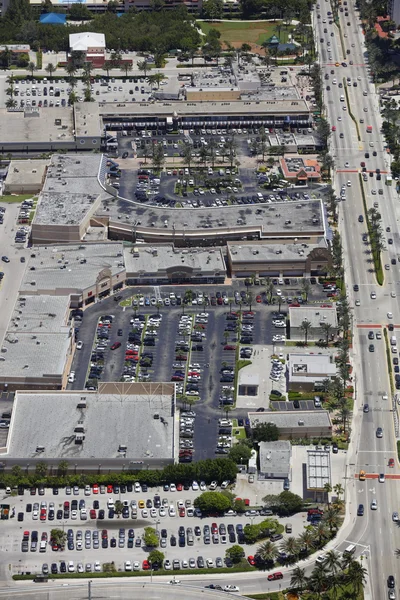 Immagine aerea di un centro commerciale — Foto Stock