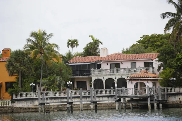 Luxury Miami Beach mansions — Stock Photo, Image