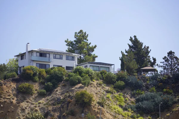 House on a hill — Stock Photo, Image