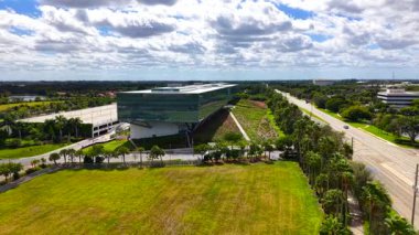 Sunrise, FL, ABD - 19 Ekim 2025: American Express Company kurumsal ofisi Sunrise Florida