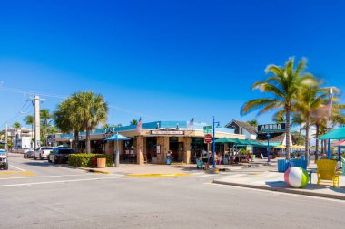 Lauderdale By The Sea, FL, ABD - 8 Kasım 2025: The Village Grille Lauderdale By The Sea