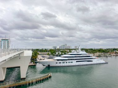 Fort Lauderdale, FL, ABD - 29 Kasım 2025: Amadea motorlu yatı 2022 'de ABD hükümeti tarafından ele geçirildi.